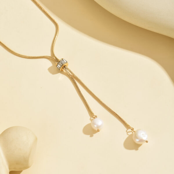 6541  Elegant gold pearl pendant necklace with adjustable length,  stylish and lightweight jewelry for women, perfect Christmas jewelry gift #JL01-WJ-0170