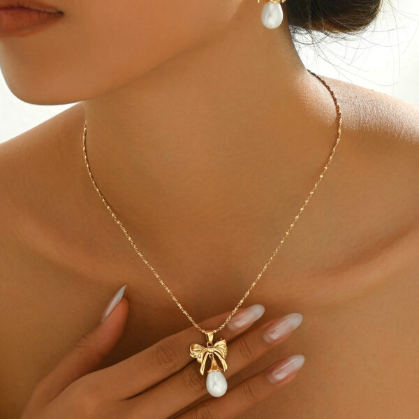 6541  Elegant Gold-Toned Bow & Pearl  Jewelry Set - Necklace & Earrings #JL01-WJ-0175