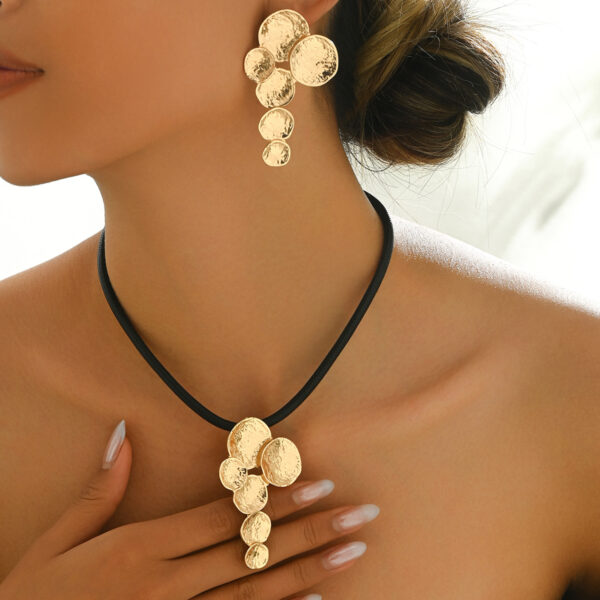 6541  Classic Studs & Necklace Set: Elevate Your Elegance Every Day #JL01-WJ-0174 - Image 3