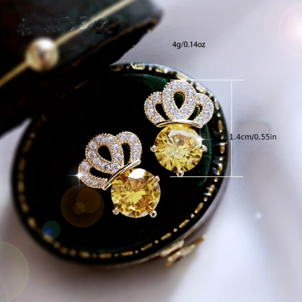 6541  Star K 10k Gold Round 7mm Screw Back Stud Earrings with Crown Top with Embellishment Stone #JL01-WJ-S0046 - Image 2