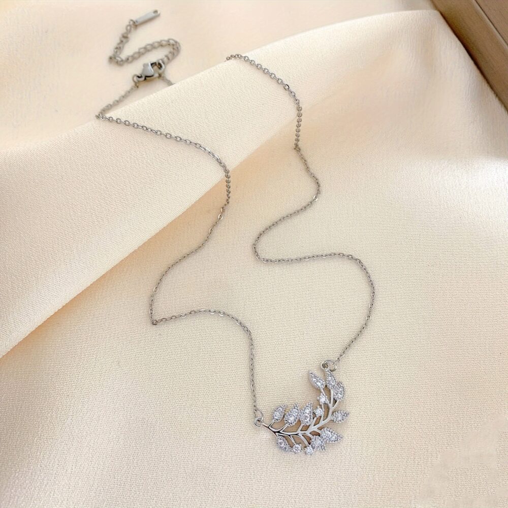 6541  Necklace with leaves and diamond zircon clavicle  necklace for women engagement date gift for girlfriend #JL01-WJ-S0057yinse