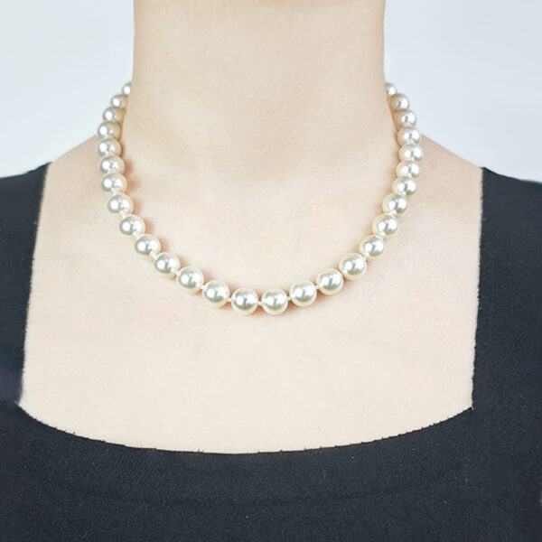 6541  Elegant Crystal Pearl Necklace with Copper Alloy Clasp - Timeless Fashion Accessory #JL01-JYJ111614-18/JYJ111614-16.9 - Image 8